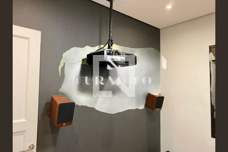 Casa à venda com 4 quartos, 300m² em Brooklin, São Paulo