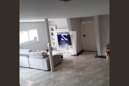 Casa à venda com 4 quartos, 340m² em Vila Buenos Aires, São Paulo