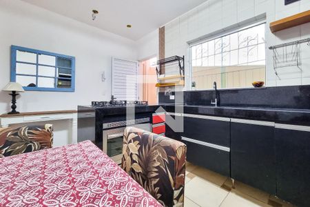 Cozinha de kitnet/studio para alugar com 1 quarto, 35m² em Jardim Ismenia, São José dos Campos