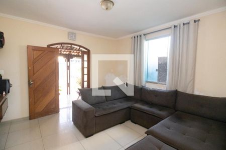 Sala de casa à venda com 3 quartos, 104m² em Jardim Alterosa, Betim