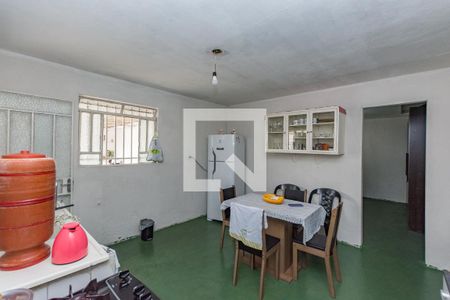 Casa à venda com 280m², 2 quartos e 6 vagas Casa à venda com 280m², 2 quartos e 6 vagasCasa 2 cozinha