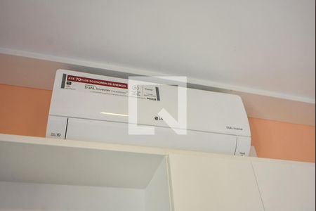 Sala  de kitnet/studio para alugar com 1 quarto, 28m² em Vila Congonhas, São Paulo