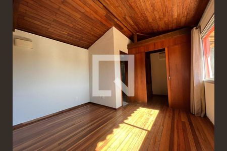 Quarto de casa de condomínio à venda com 5 quartos, 325m² em Passárgada, Nova Lima