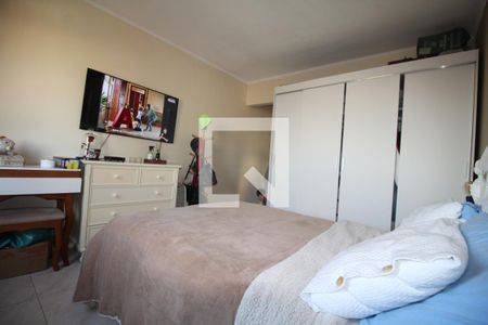 Casa à venda com 227m², 4 quartos e 4 vagassuite