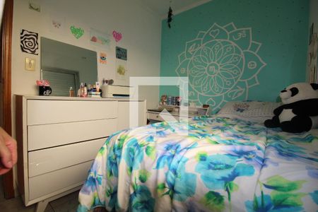 Casa à venda com 227m², 4 quartos e 4 vagasquarto 2