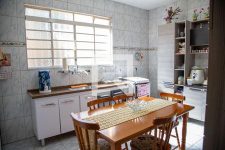Casa à venda com 80m², 3 quartos e 2 vagas Casa à venda com 80m², 3 quartos e 2 vagasCozinha