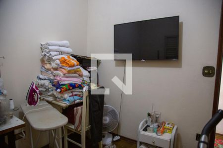 Casa à venda com 80m², 3 quartos e 2 vagas Casa à venda com 80m², 3 quartos e 2 vagasQuarto 3