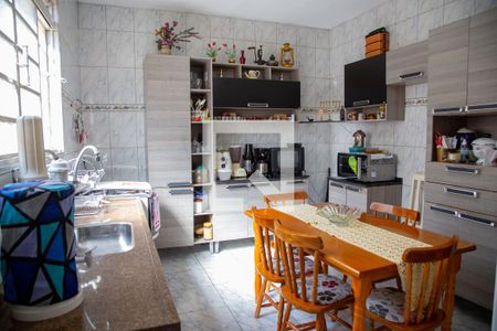 Casa à venda com 80m², 3 quartos e 2 vagas Casa à venda com 80m², 3 quartos e 2 vagasCozinha
