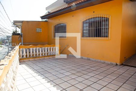 Casa à venda com 80m², 3 quartos e 2 vagas Casa à venda com 80m², 3 quartos e 2 vagasQuintal