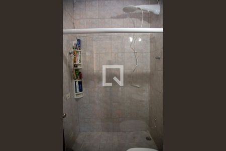 Banheiro da Suíte 1 de casa para alugar com 3 quartos, 80m² em Ayrosa, Osasco