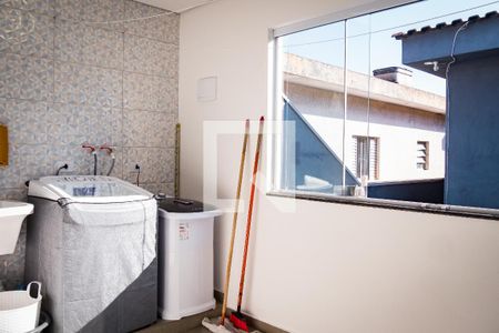 Casa à venda com 165m², 3 quartos e 2 vagasÁrea de Serviço