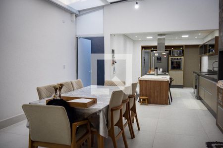 Casa à venda com 165m², 3 quartos e 2 vagasCozinha