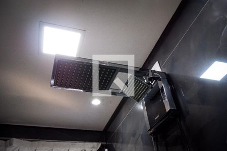 Casa à venda com 165m², 3 quartos e 2 vagasBanheiro da Suíte