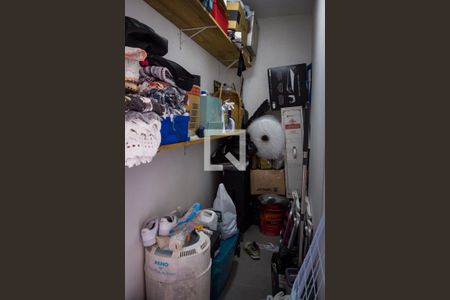 Casa à venda com 165m², 3 quartos e 2 vagasDepósito