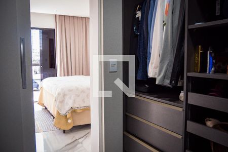Casa à venda com 165m², 3 quartos e 2 vagasCloset