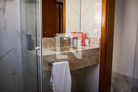 Casa à venda com 165m², 3 quartos e 2 vagasBanheiro Social