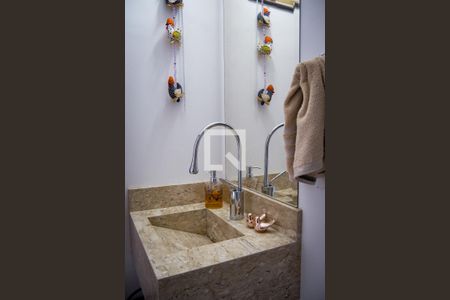 Casa à venda com 165m², 3 quartos e 2 vagasBanheiro de Serviço