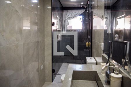 Casa à venda com 165m², 3 quartos e 2 vagasBanheiro da Suíte