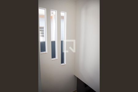 Casa à venda com 165m², 3 quartos e 2 vagasEscada