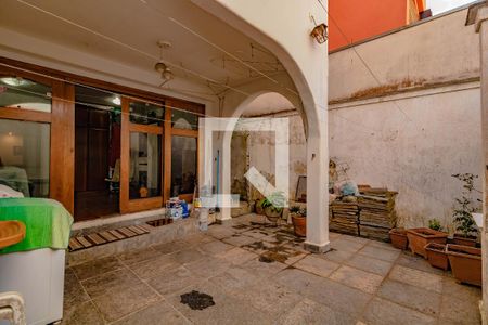 Casa à venda com 235m², 3 quartos e 1 vaga Casa à venda com 235m², 3 quartos e 1 vagaÁrea comum