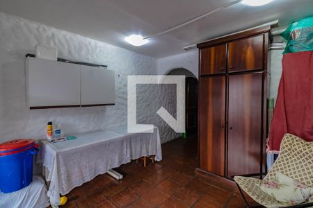 Casa à venda com 235m², 3 quartos e 1 vaga Casa à venda com 235m², 3 quartos e 1 vagaÁrea de Serviço