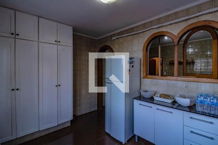 Casa à venda com 235m², 3 quartos e 1 vaga Casa à venda com 235m², 3 quartos e 1 vagaCozinha