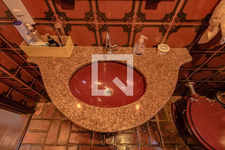 Casa à venda com 235m², 3 quartos e 1 vaga Casa à venda com 235m², 3 quartos e 1 vagaBanheiro