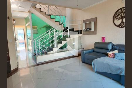Casa à venda com 2 quartos, 193m² em Vila Assunção, Santo André