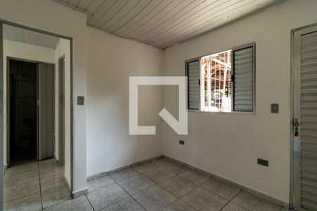 Quarto 3 de casa para alugar com 2 quartos, 42m² em Jardim Monte Kemel, São Paulo