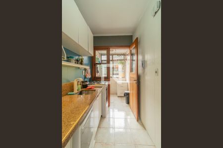 Cozinha e Área de Serviço de apartamento à venda com 2 quartos, 63m² em Azenha, Porto Alegre