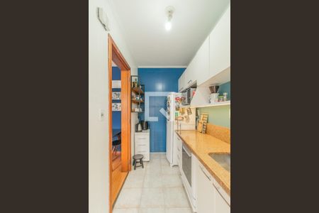Cozinha e Área de Serviço de apartamento à venda com 2 quartos, 63m² em Azenha, Porto Alegre