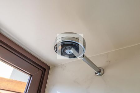 Casa de condomínio à venda com 246m², 4 quartos e 4 vagasBanheiro Social