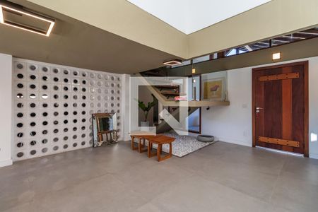 Sala de casa de condomínio à venda com 4 quartos, 246m² em Alphaville, Santana de Parnaíba