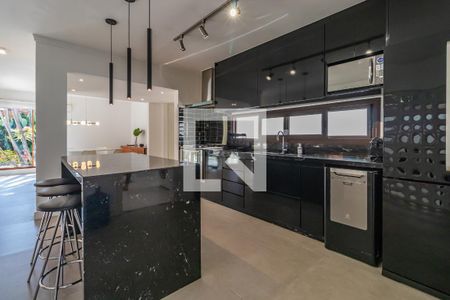 Casa de condomínio à venda com 246m², 4 quartos e 4 vagasCozinha