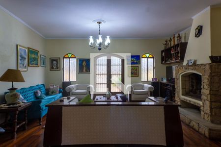 Sala de casa para alugar com 5 quartos, 319m² em Vila Ipojuca, São Paulo