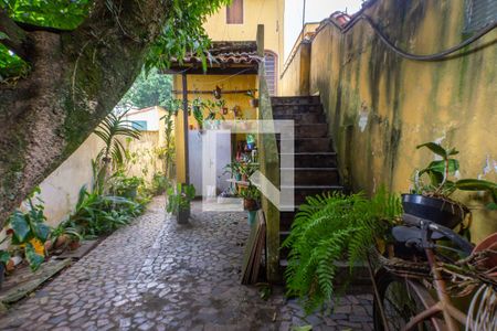 Casa à venda com 319m², 5 quartos e 4 vagasÁrea comum