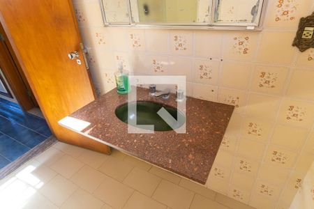 Casa à venda com 300m², 6 quartos e 4 vagas Casa à venda com 300m², 6 quartos e 4 vagasBanheiro social 2