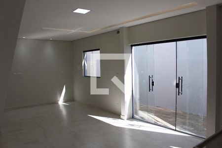 Sala  de casa à venda com 3 quartos, 155m² em Novo Riacho, Contagem