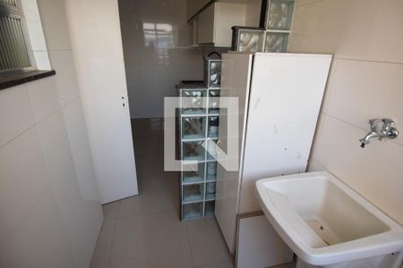 Casa para alugar com 60m², 2 quartos e 1 vagaÁrea de Serviço
