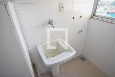 Casa para alugar com 60m², 2 quartos e 1 vagaÁrea de Serviço