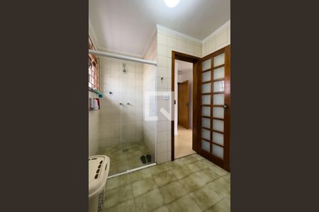 Casa à venda com 190m², 4 quartos e 3 vagasBanheiro da Suíte