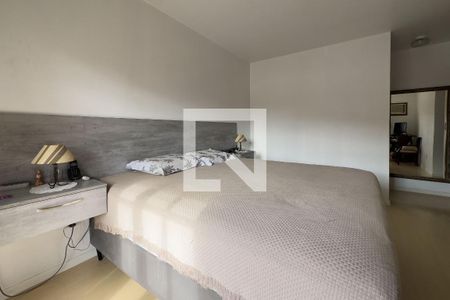 Casa à venda com 190m², 4 quartos e 3 vagasSuíte