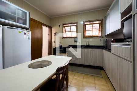 Casa à venda com 190m², 4 quartos e 3 vagasCozinha
