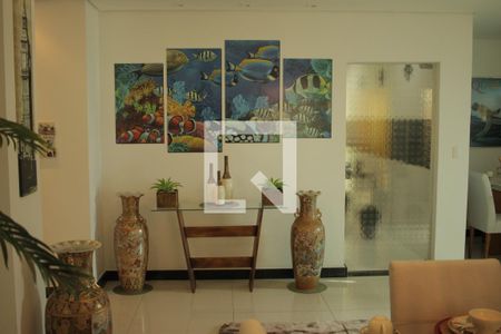 Sala 1 de casa para alugar com 5 quartos, 260m² em Lúcio de Abreu, Contagem