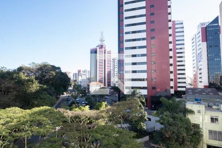 Apartamento à venda com 140m², 3 quartos e 2 vagas Apartamento à venda com 140m², 3 quartos e 2 vagasVista do Quarto 2