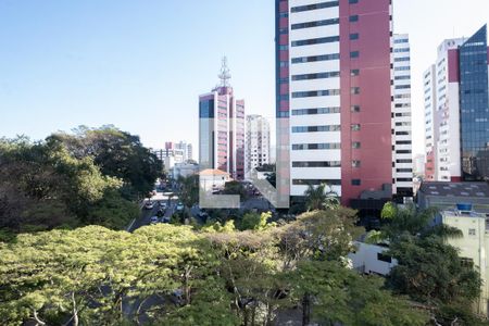 Apartamento à venda com 140m², 3 quartos e 2 vagas Apartamento à venda com 140m², 3 quartos e 2 vagasVista da Suíte