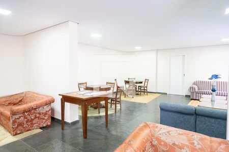 Apartamento à venda com 140m², 3 quartos e 2 vagas Apartamento à venda com 140m², 3 quartos e 2 vagasÁrea comum - Salão de Visitas