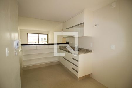 Apartamento para alugar com 83m², 2 quartos e 1 vaga Apartamento para alugar com 83m², 2 quartos e 1 vagaCozinha