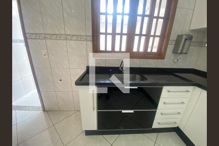 Casa à venda com 180m², 3 quartos e 4 vagasCozinha