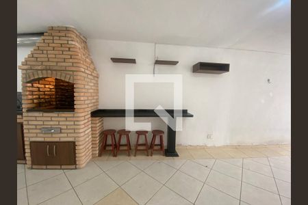 Casa à venda com 180m², 3 quartos e 4 vagasChurrasqueira